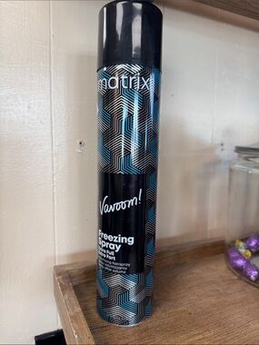 Matix Vavoom! Freezing Spray - Black and Blue Hold Spray